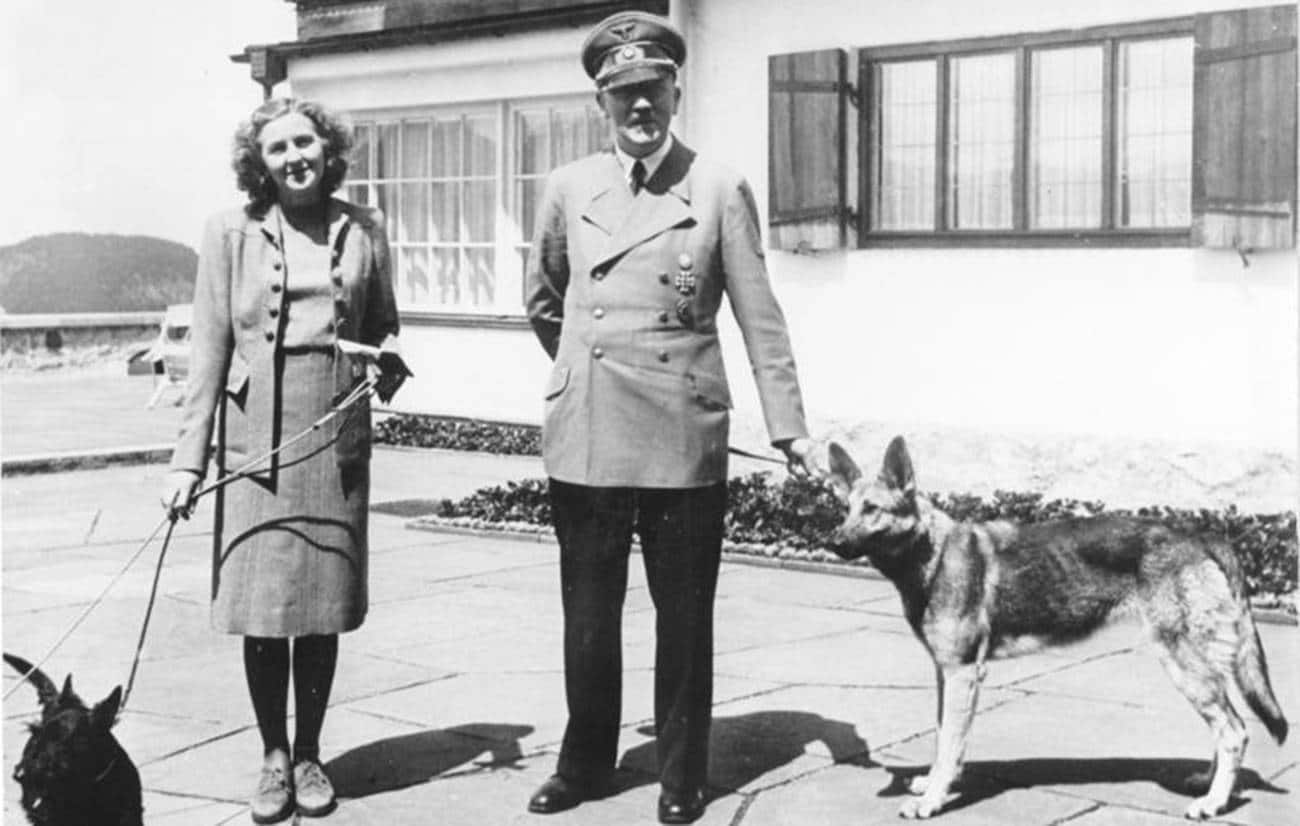 Cadáver de Hitler foi encontrado ao lado de sua esposa o que aconteceu com o cadaver de hitler 1