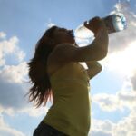quantos dias podemos sobreviver sem beber agua