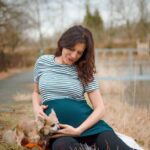 Cães e mulher grávida