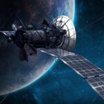 quantos satelites orbitam a terra