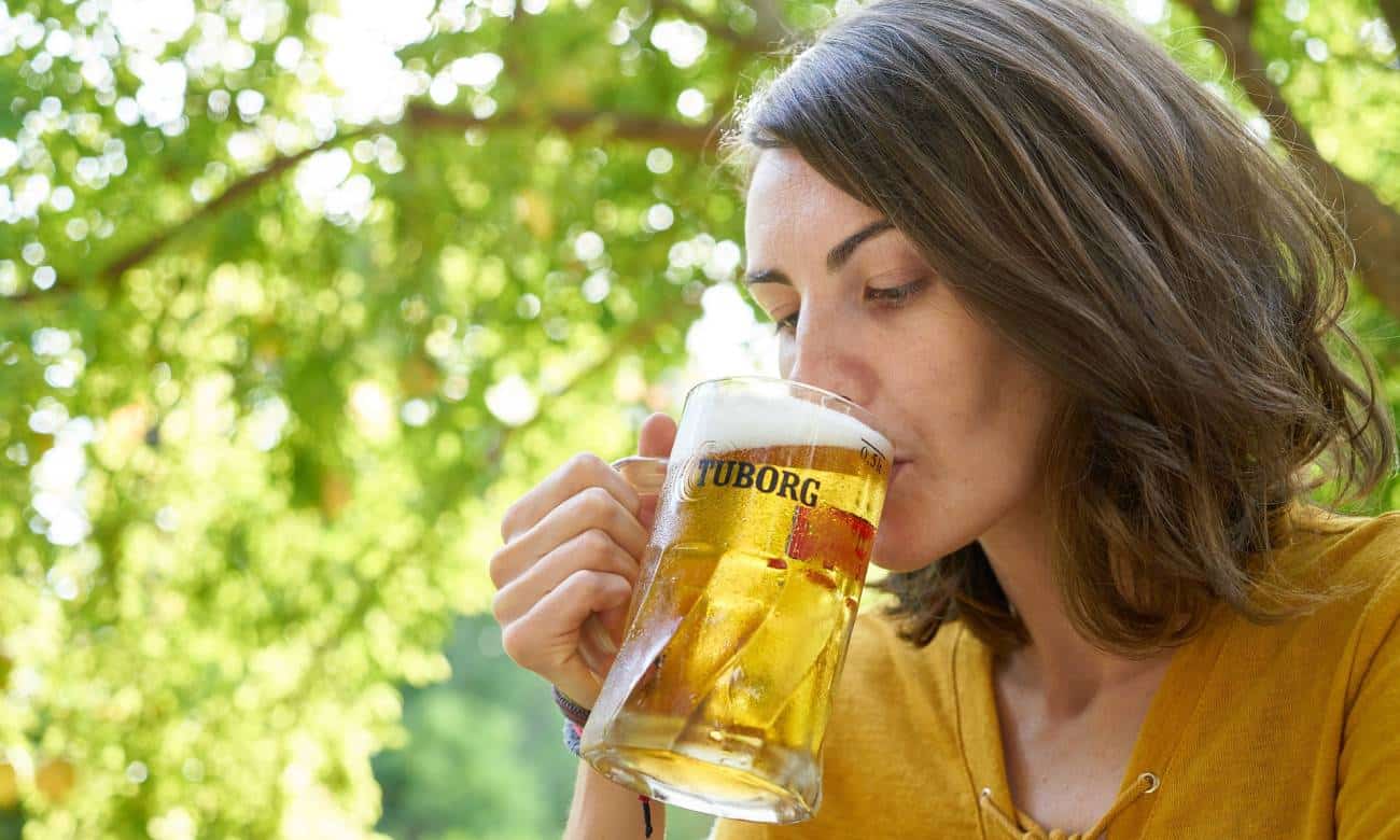 por que mulheres ficam bebadas mais rapido do que homens 1