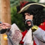 os piratas realmente usavam ganchos nas maos