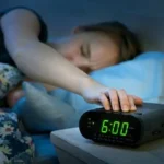 O Poder da Soneca: Como Breves Cochilos Podem Impulsionar Sua Produtividade Matinal
