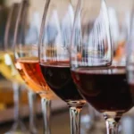 Qual é a durabilidade de um vinho após ser aberto?