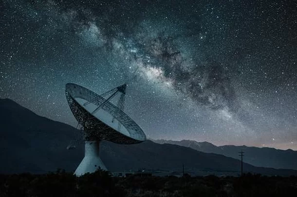 Comunicação Espacial Revolucionária: Transmissão Via Laser da Espaçonave Psyche à Terra