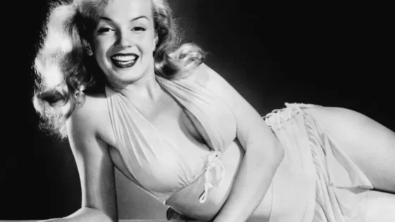 10 estrelas classicas de Hollywood que passaram por procedimentos esteticos