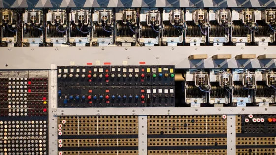 Colossus computador que decifrava mensagens nazistas completa 80 anos