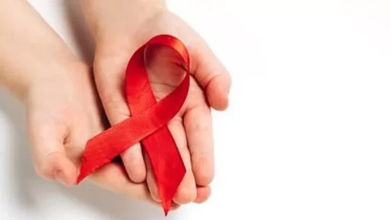 Estudo aponta remissao do HIV em criancas apos interrupcao do tratamento