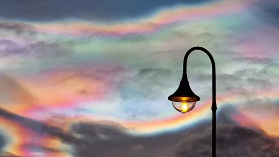 coloriram os ceus do Artico por 3 dias